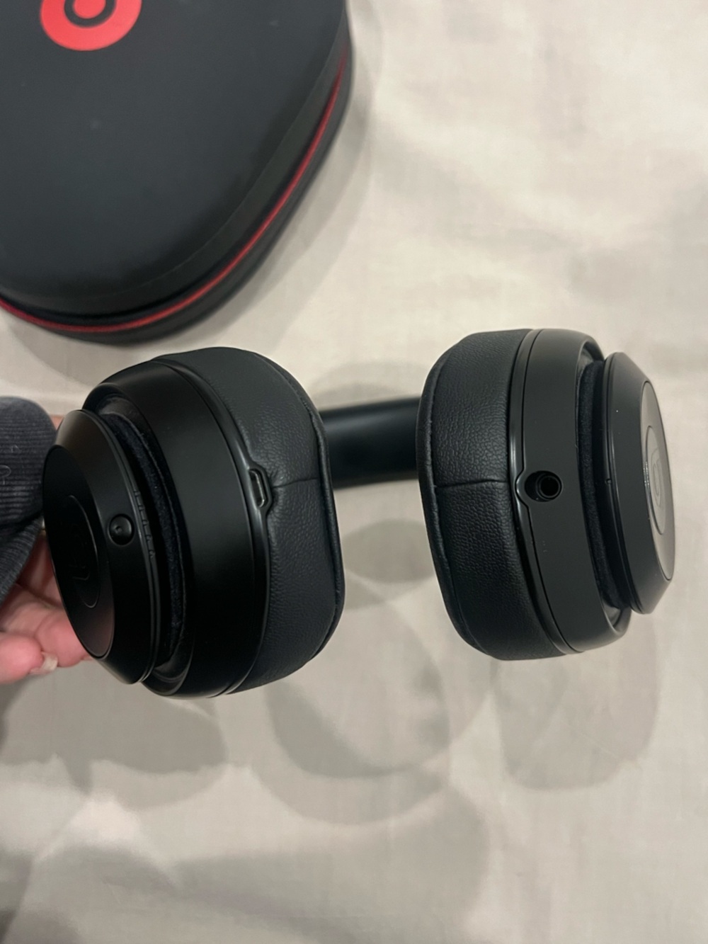 Beats Studio3 Wireless Noise Cancelling Headphones - Picture 10 of 10
